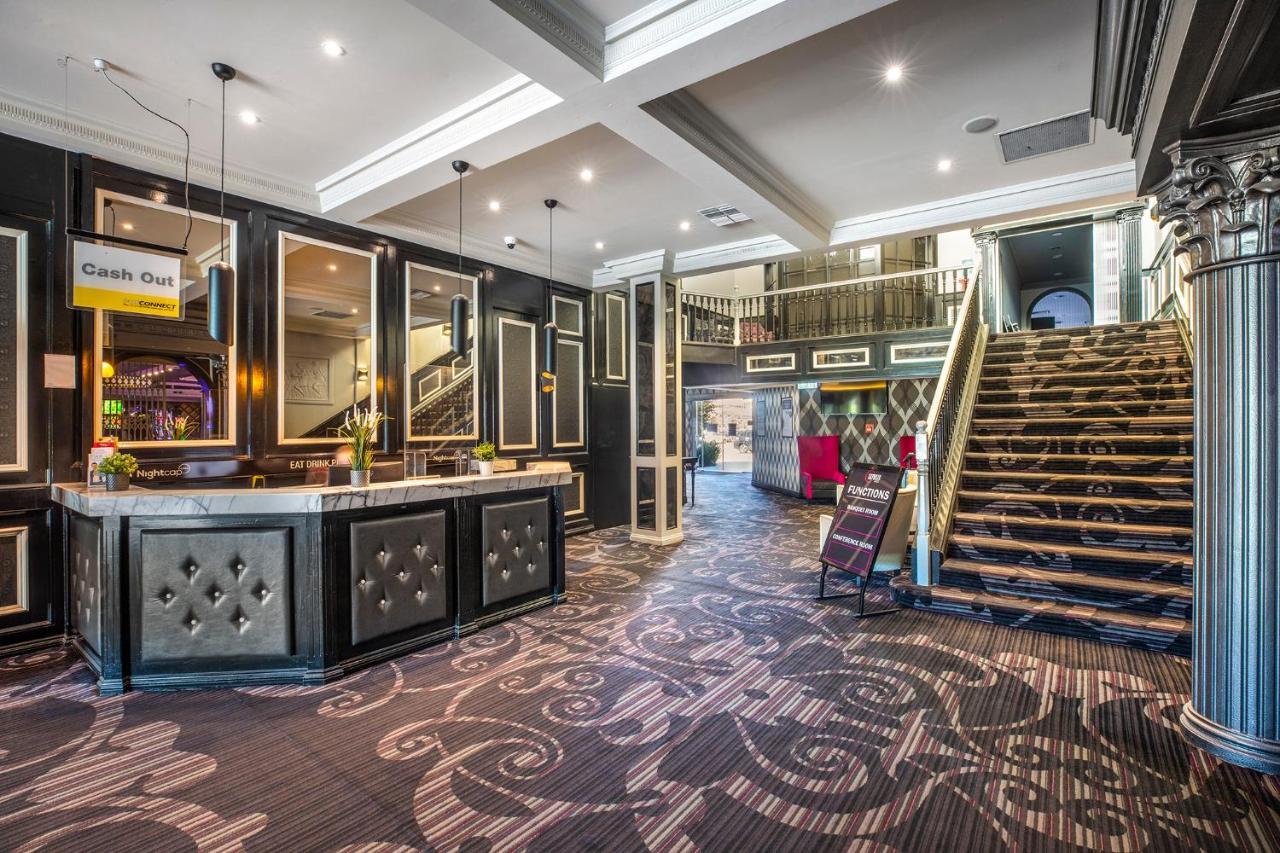 Nightcap At Skyways Hotel Melbourne Exterior photo